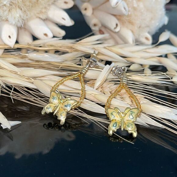 Butterfly beaded earrings - Picture 1 of 3